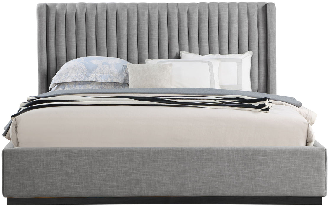 Logan - Bed