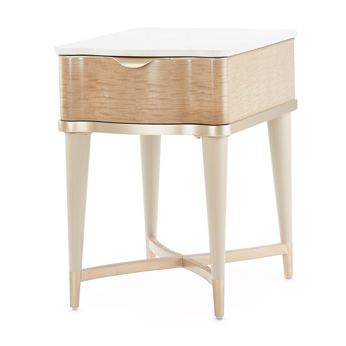 Malibu Crest - Table