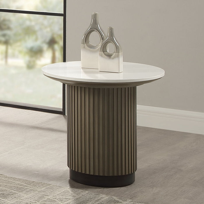 Clayten - Table