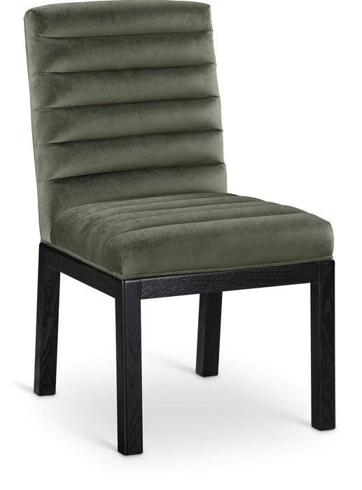 Evelyn - Dining Chair With Black Legs