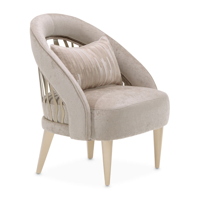 La Rachelle - Flame Chair