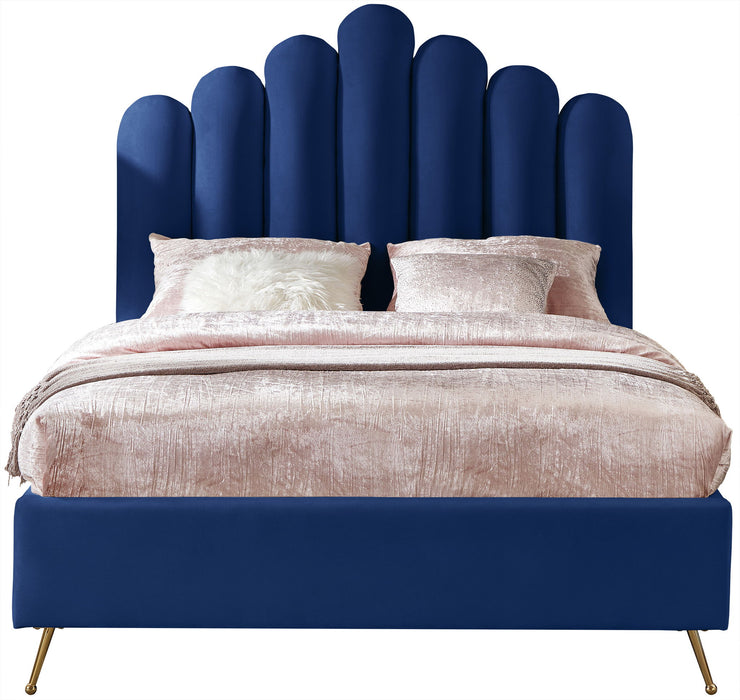 Lily - Bed