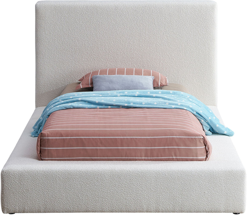 Terra - Bed