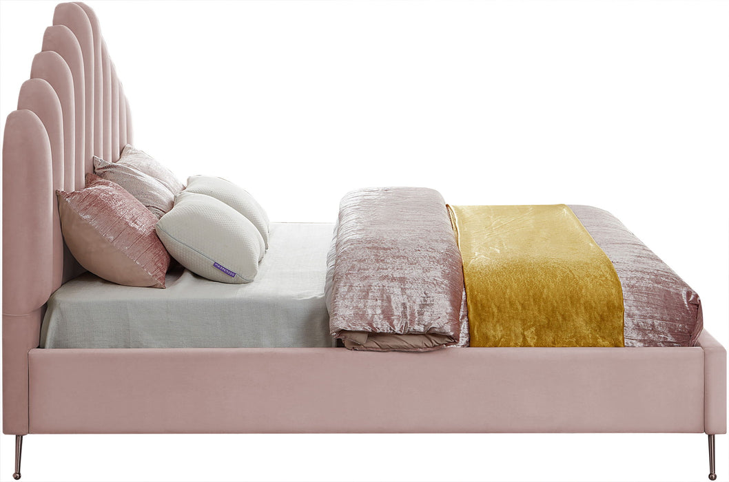 Lily - Bed