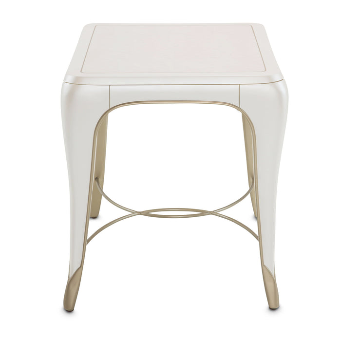 London Place - Table