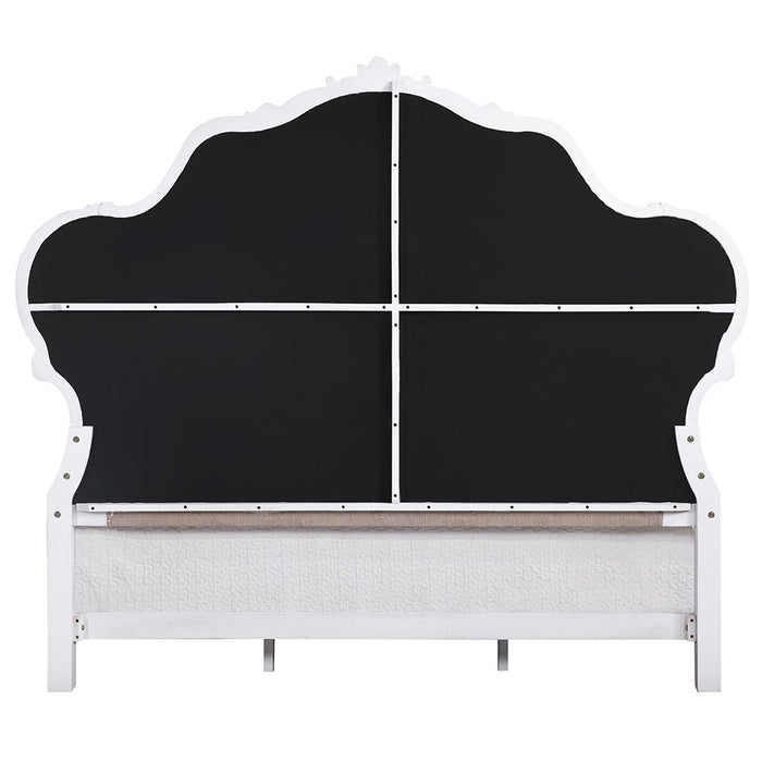 Latisha - Bed