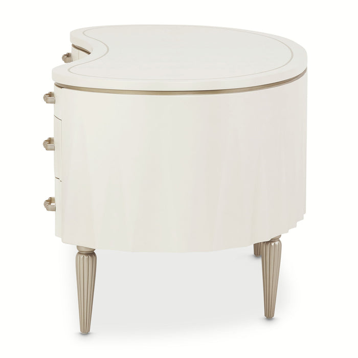 London Place - Desk - Creamy Pearl