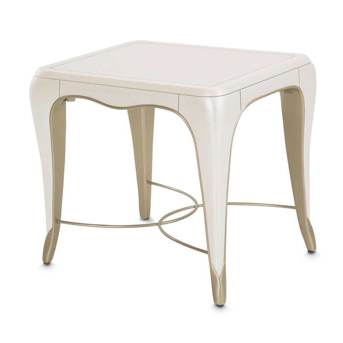 London Place - Table