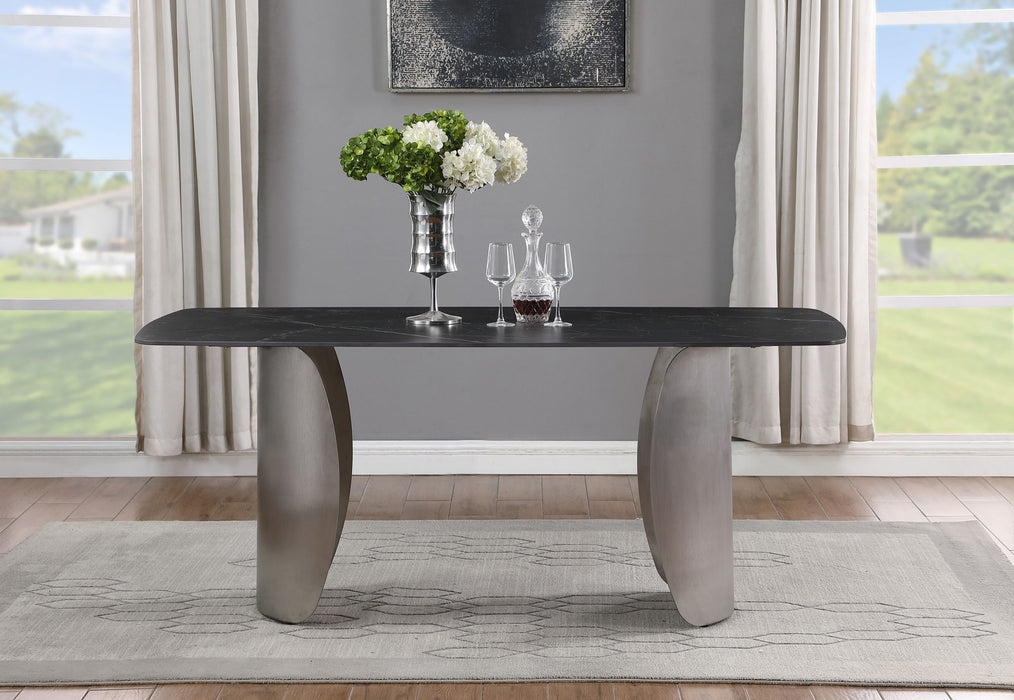 Niya - Dining Table