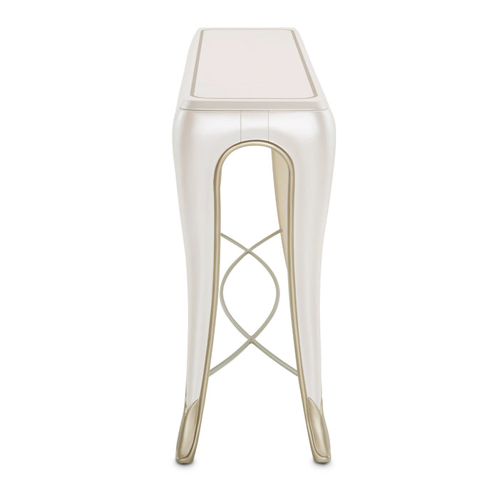 London Place - Table