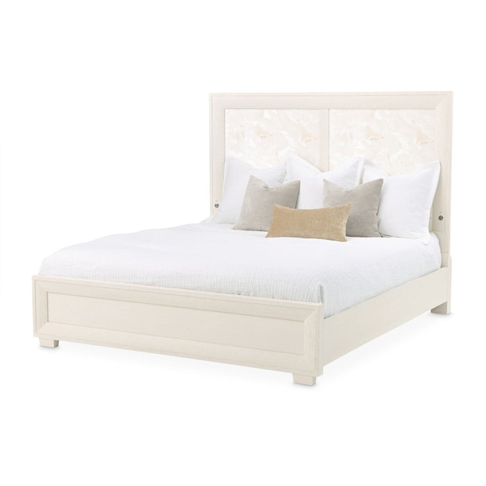 Portrait - Panel Bed