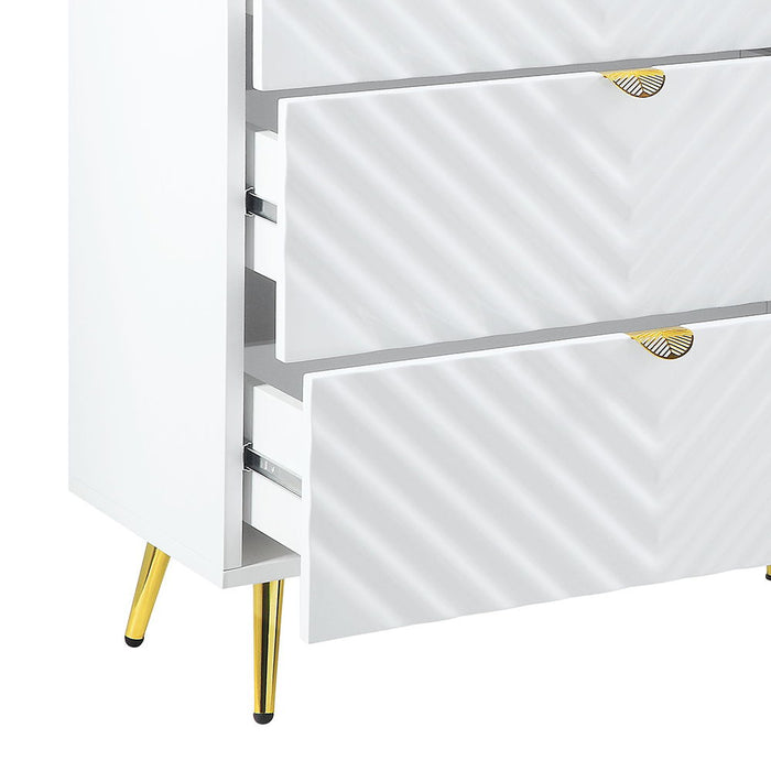 Gaines - Dresser