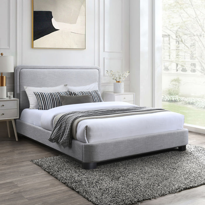 Nolita - Bed With Black Base