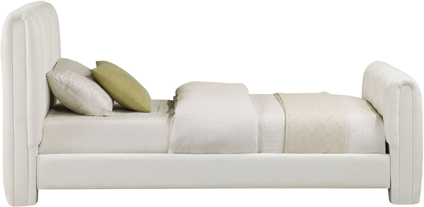 Camila - Bed