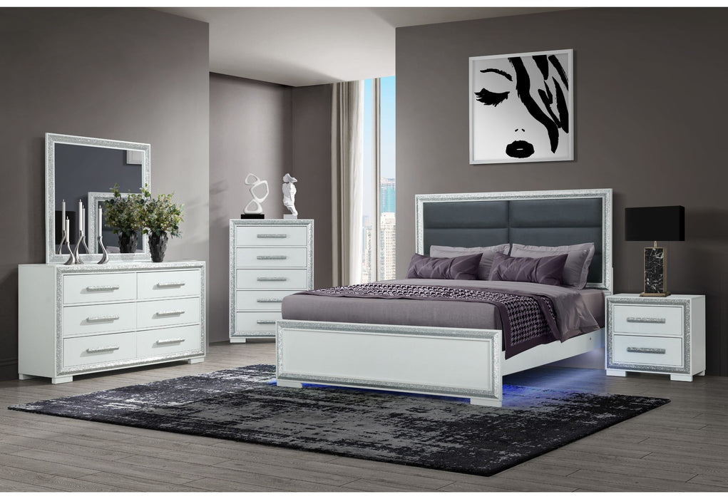 Andros - 5 Piece Queen Bedroom Set With LED - Silver (Queen Bed, Dresser & Mirror)