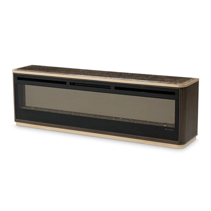 Portrait - Dresser