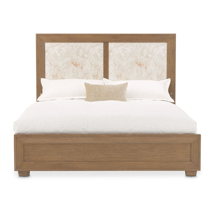 Portrait - Panel Bed