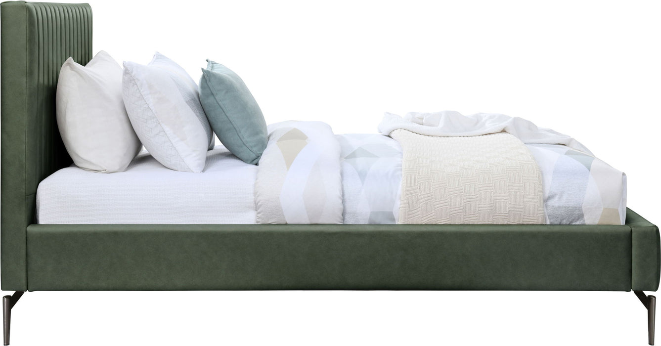 Gallo - Bed