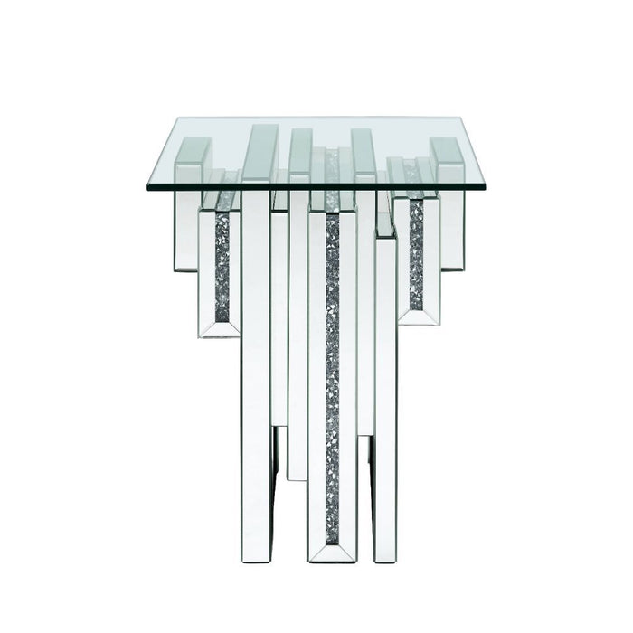 Noralie - 20" End Table With Faux Diamonds - Mirrored