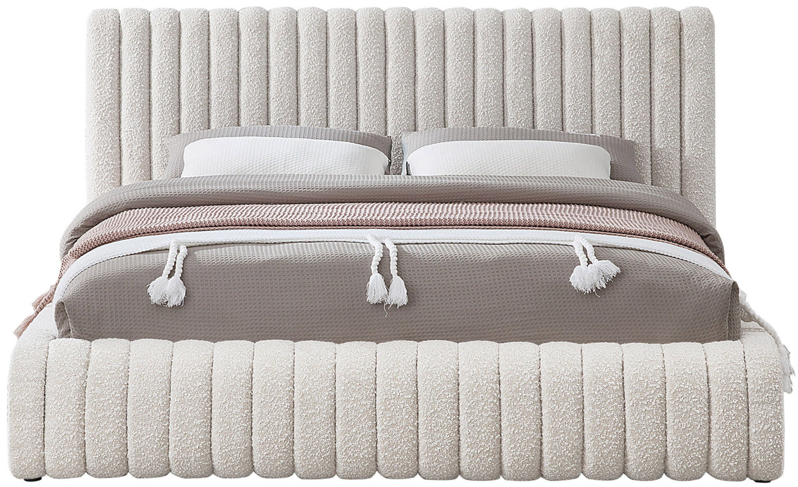 Nash - Bed