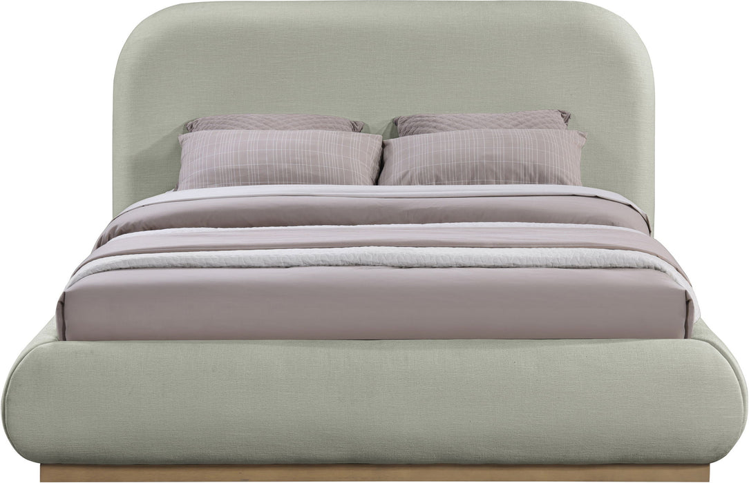 Vaughn - Chenille Bed With Natural Base