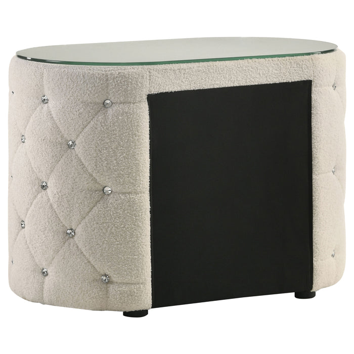 Sonya 4-piece Upholstered Eastern King Bedroom Set Ivory