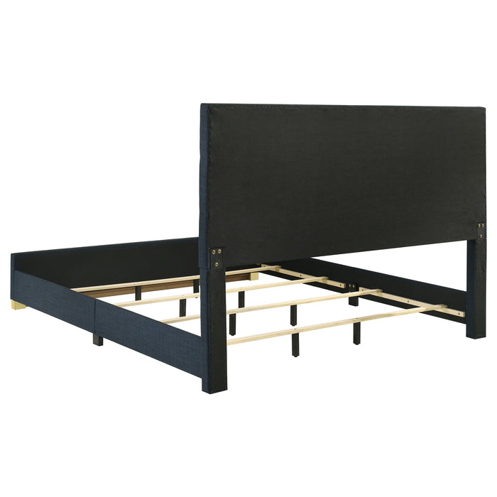 Ines 4-piece Queen Bedroom Set Navy and White High Gloss