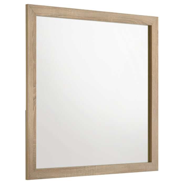 Arielle 5-piece Queen Bedroom Set Light Oak