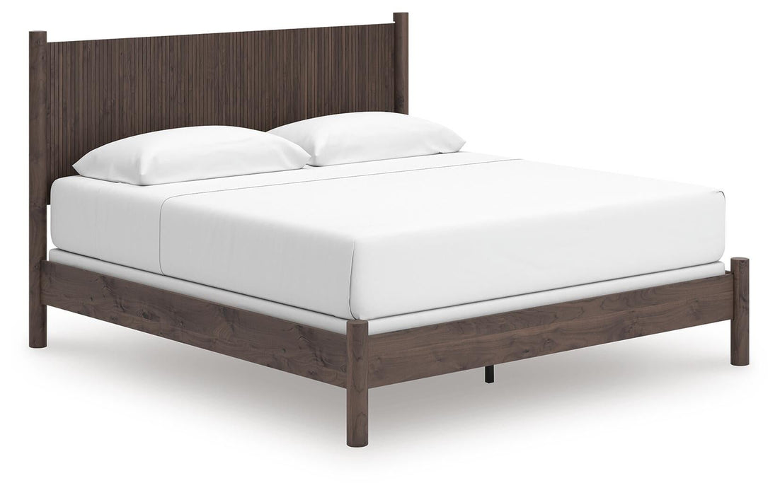 Pamytta King Panel Bed, Dresser, Mirror and Nightstand