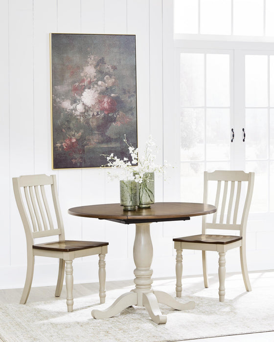 Ashley Express - Wirloni Dining Room Side Chair (2/CN)