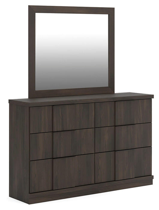 Jadiston Queen Panel Platform Bed, Dresser and Mirror